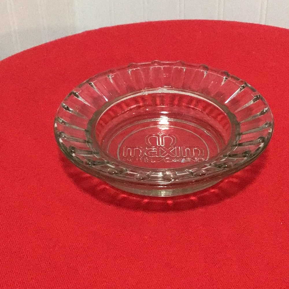 MAXIM HOTEL/CASINO ASHTRAY